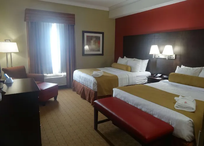 Best Western Plus Bowmanville